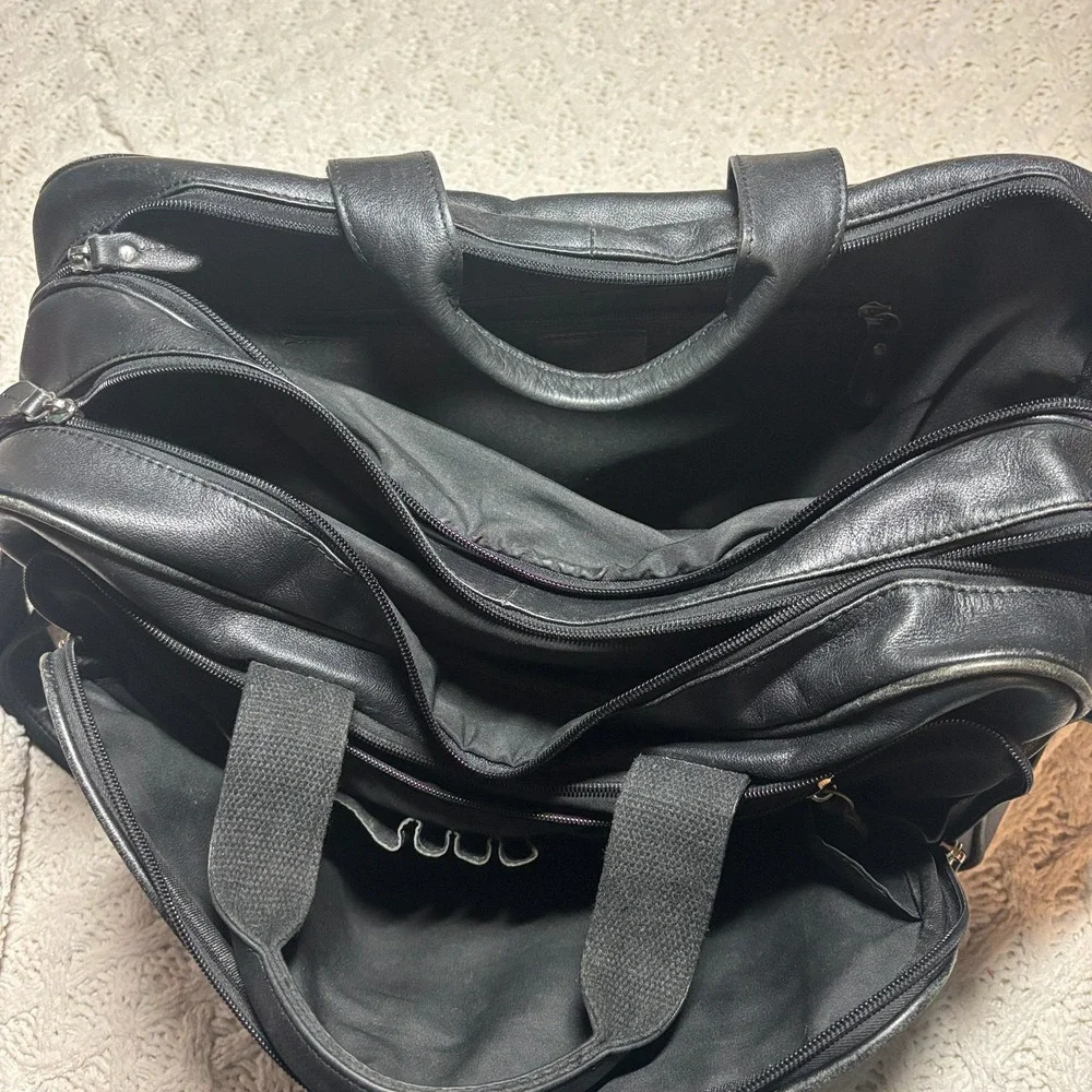 $499 Charles Tyrwhitt Grain Leather Messenger‎ Black Bag Solid Adjustable Strap